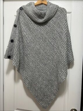 Steve Madden Gray Knit Cowl Neck Poncho with Side Buttons